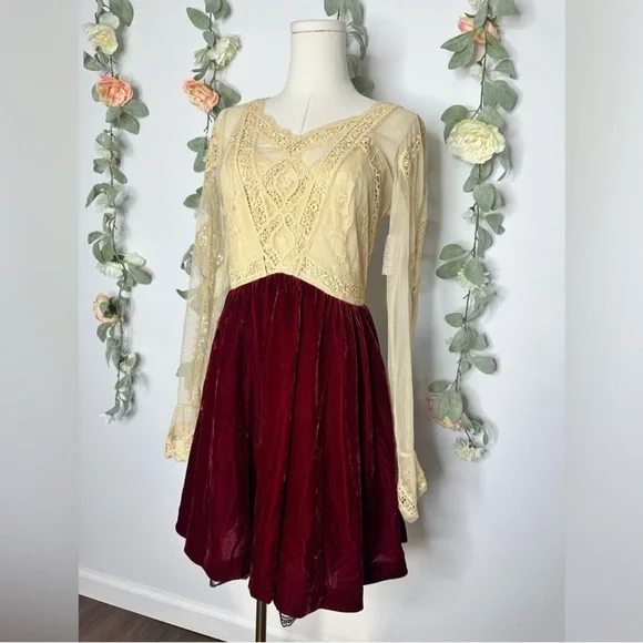 Free People Victorian Lace Dress - Picture 3 of 14